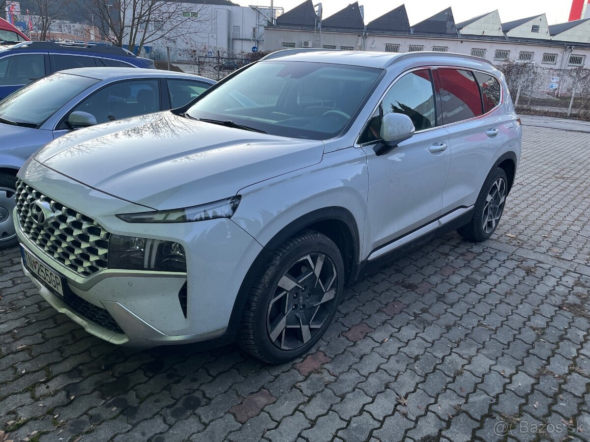 Hyundai SANTAFE 2,2 CRDI -2021- 54tis km-este v zaruke