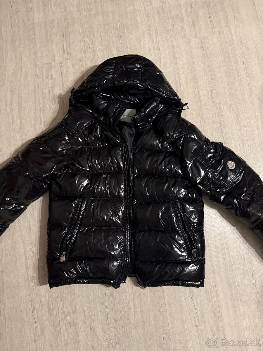 Moncler Bunda