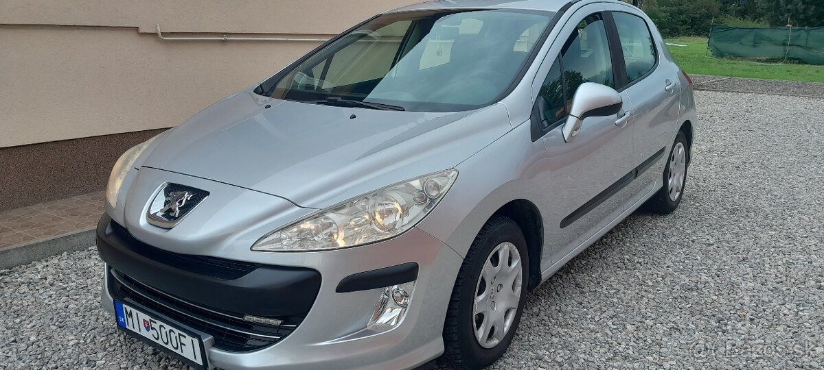 Predám Peugeot 308 1.6 benzín 154000km