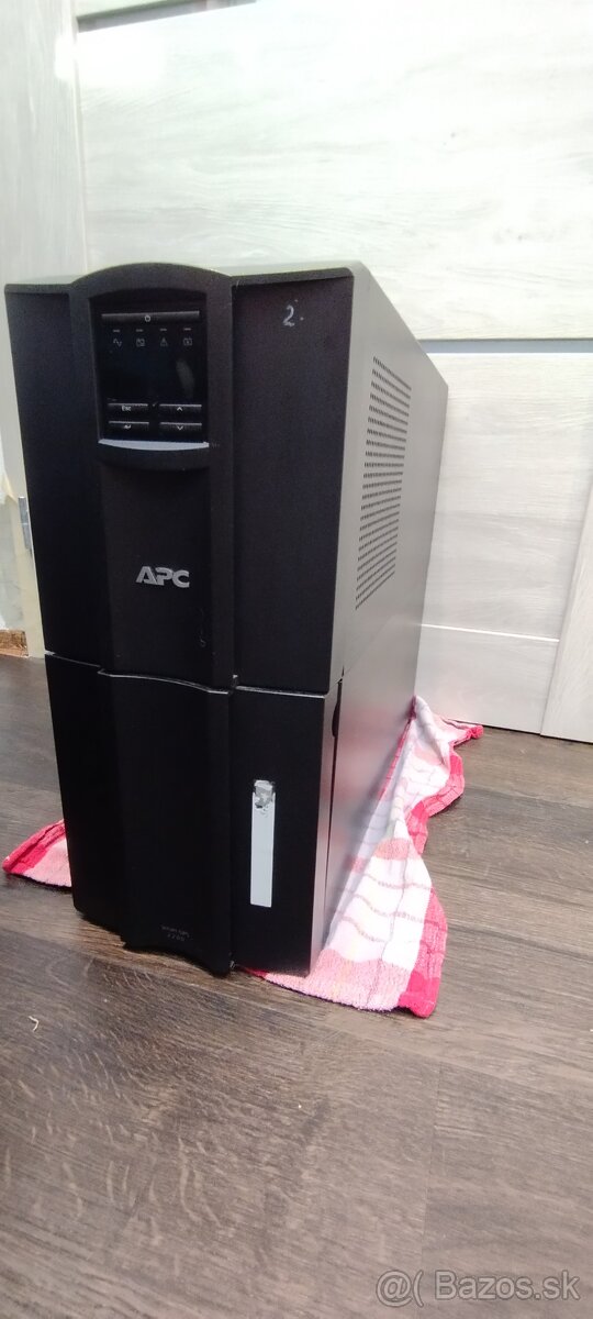 UPS APC 2200