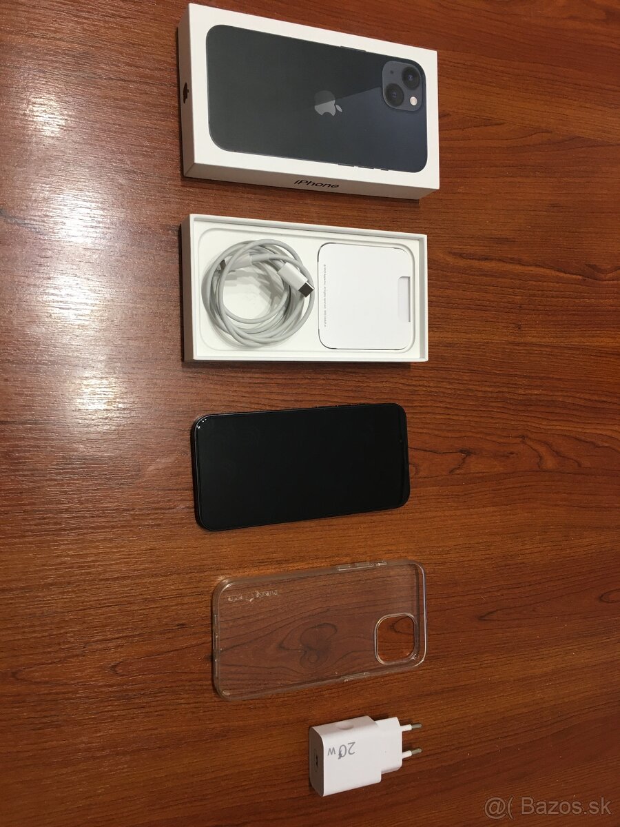 iPhone 13 128gb ČISTO NOVÝ + kryt a nabíjačka