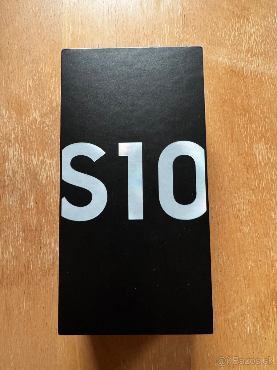 Samsung Galaxy S10 white pearl