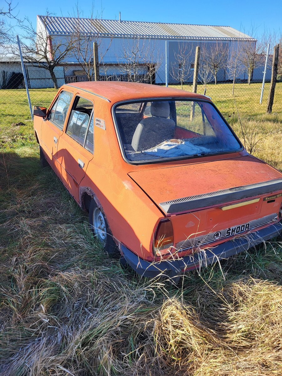 Skoda 105