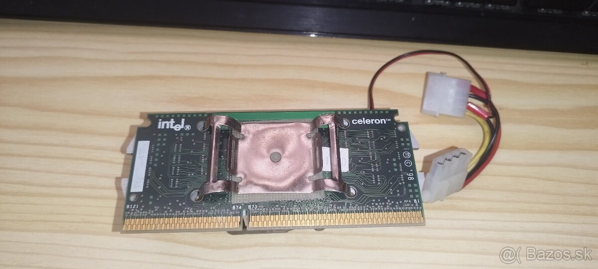 Intel CELERON SL2WN