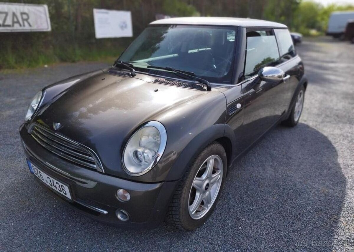 Mini Cooper R50 1,6 i PARK LANE benzín manuál 85 kw