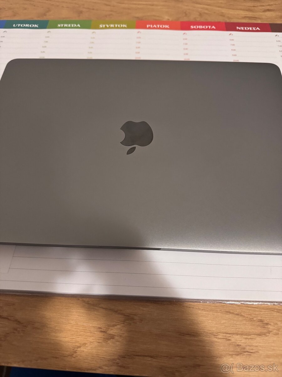 Apple MacBook PRO 8GB 256gb 2020 Touchbar