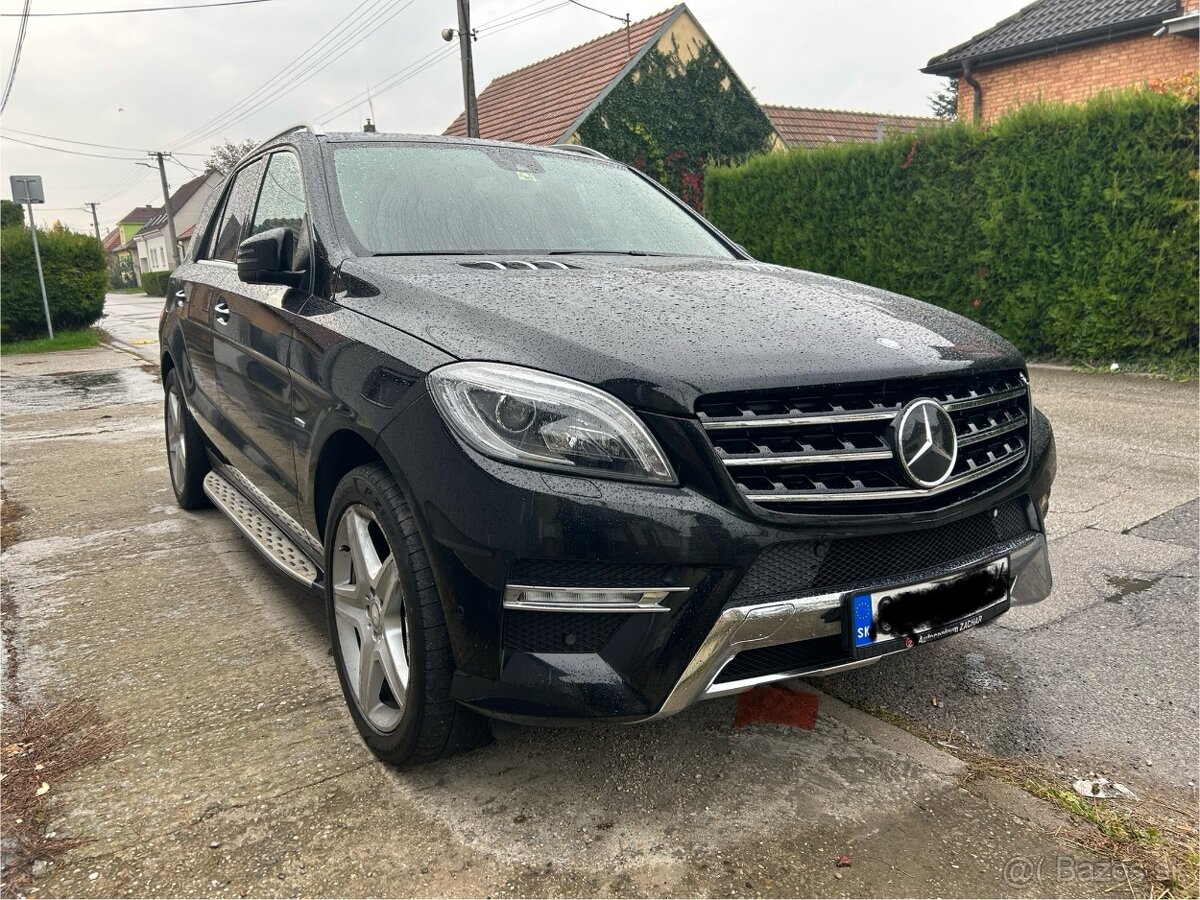 Mercedes M trieda 350 BlueTEC 4matic AMG packet