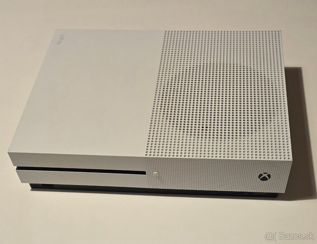 XBOX ONE S 1TB