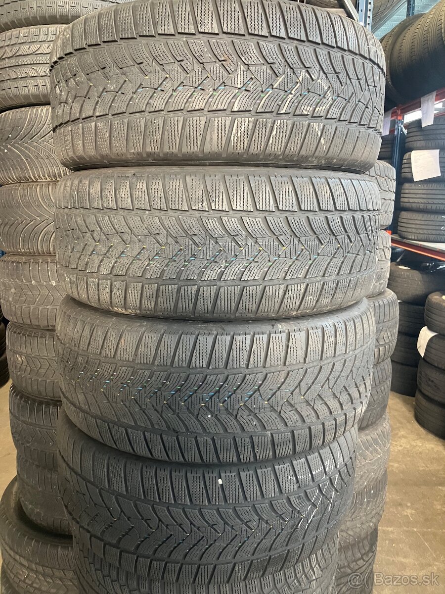 Dunlop 255/50 R19 zimné