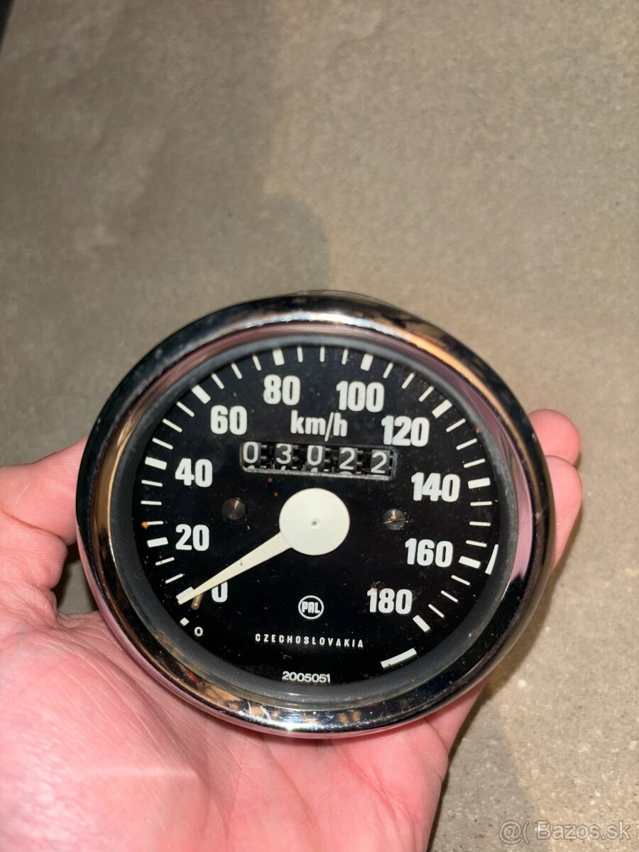 Cz 175 tachometer