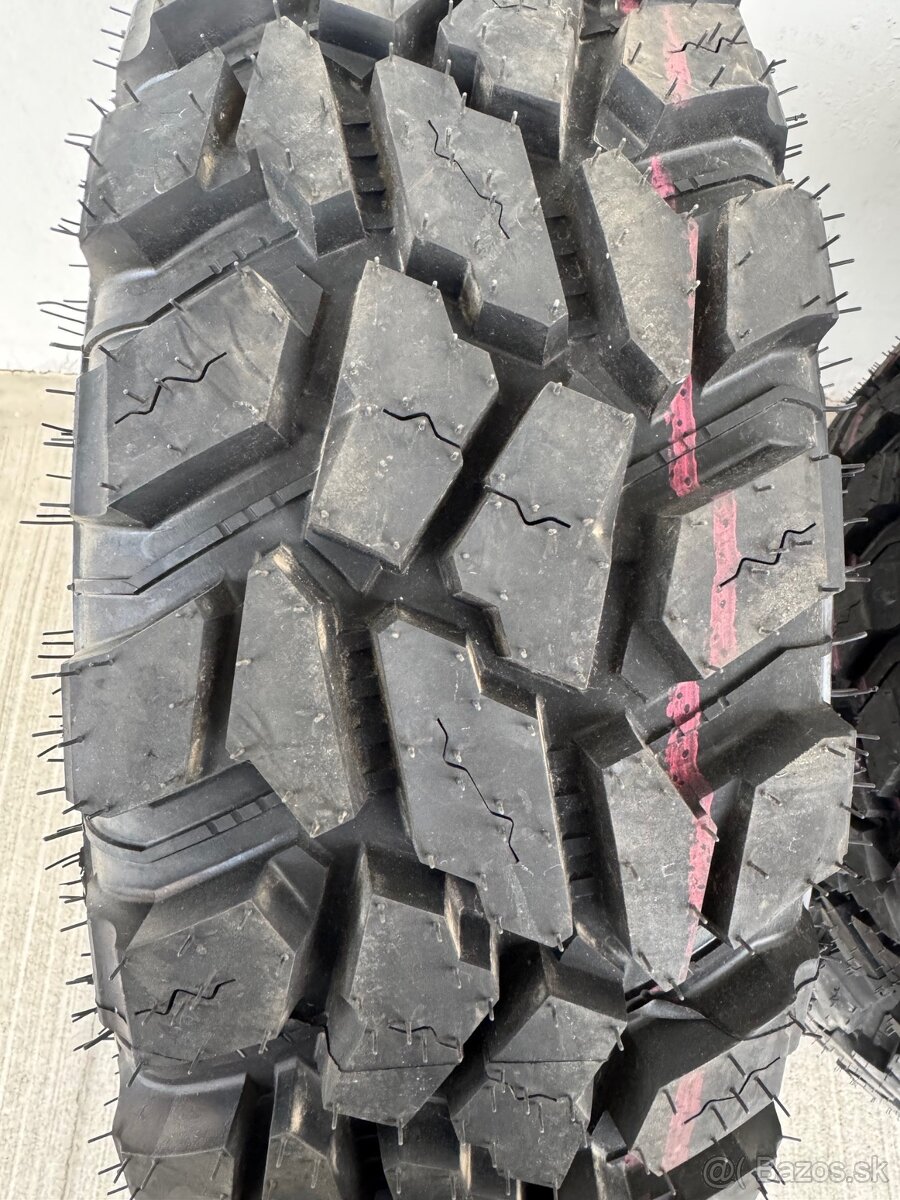 NOVÉ OFF-ROAD PNEU 225/70 R16 112Q GEYER&HOSAJA PROFESSIONAL