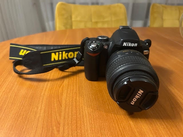 NIKON D-60 v TOP stave