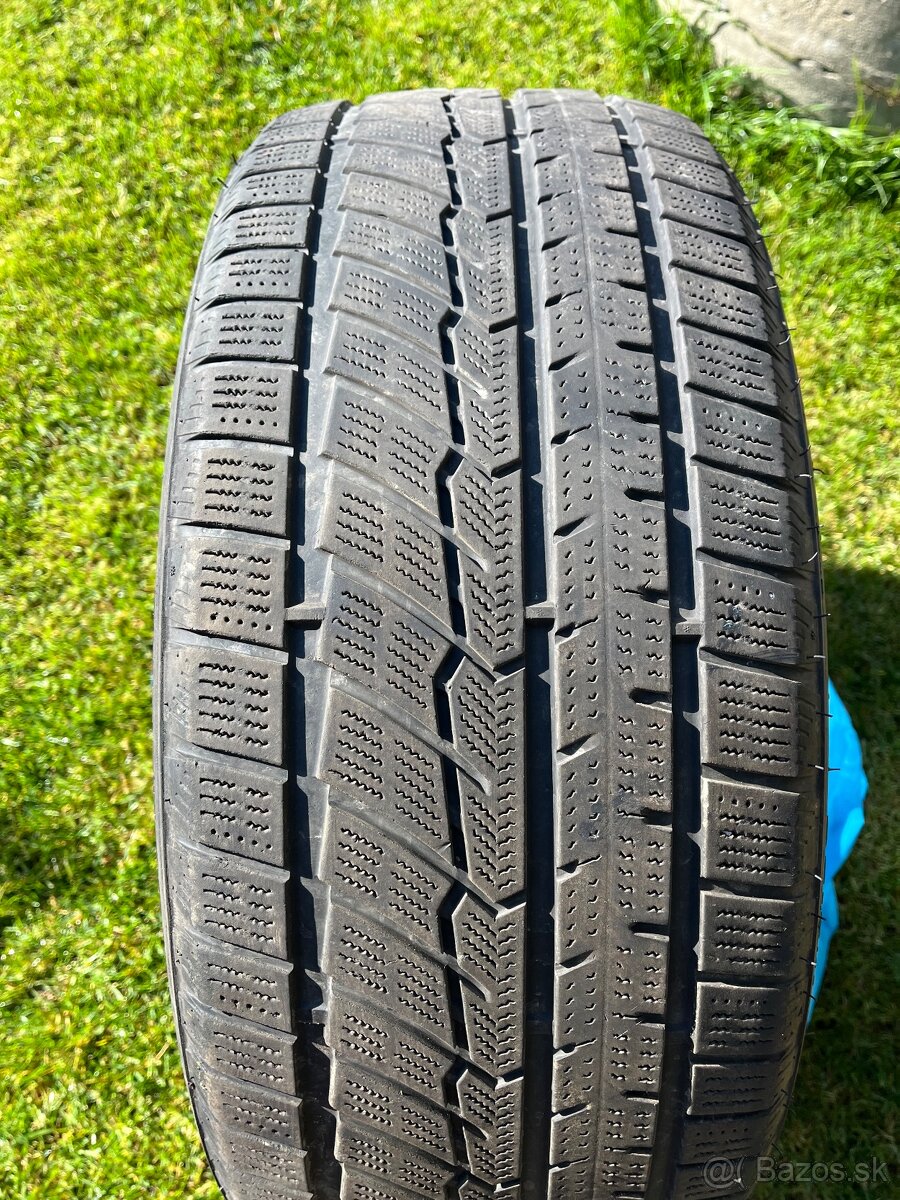 Zimné pneu 225/60 R19