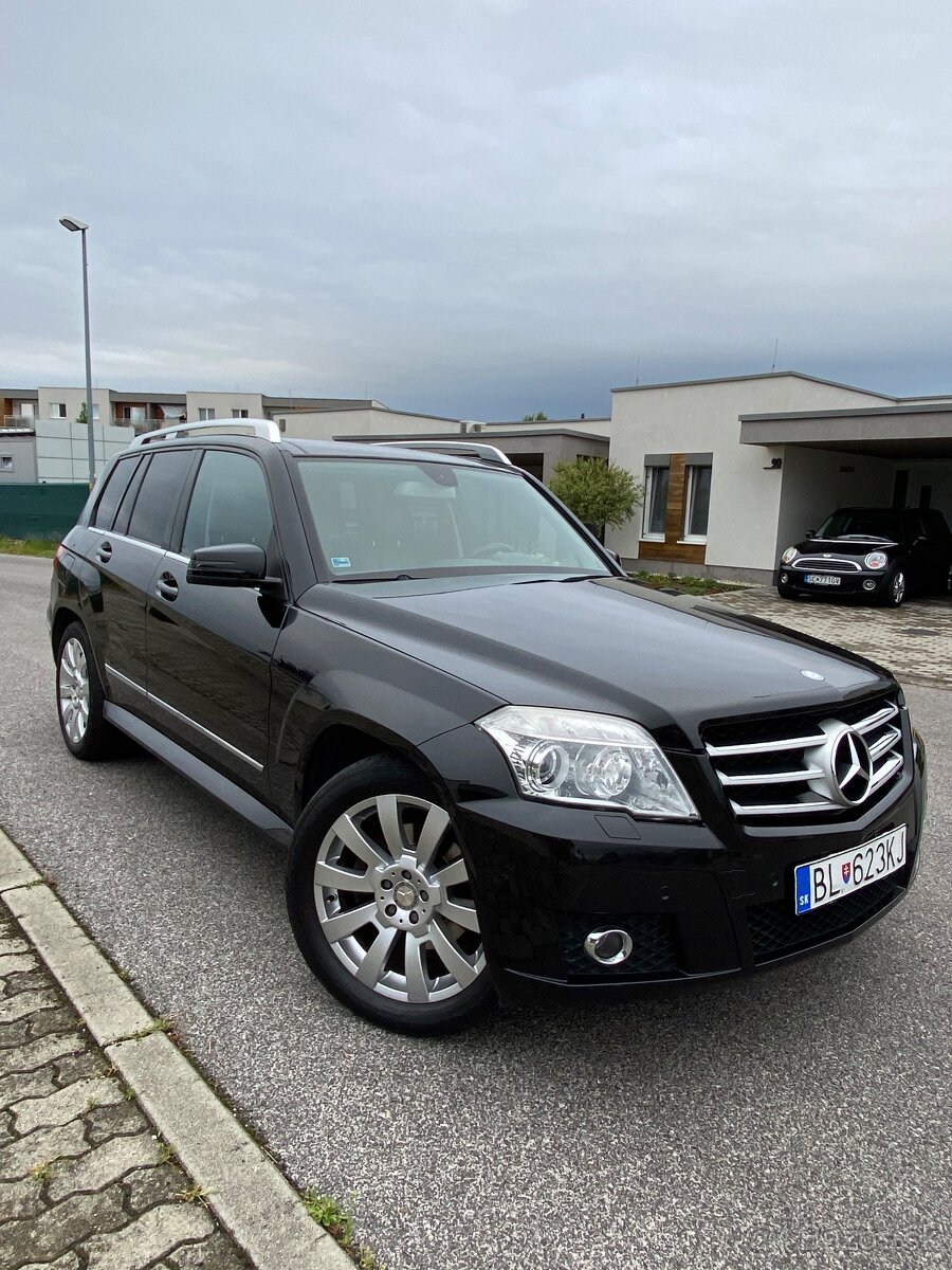 Mercedes GLK 350 CDI, V6, Automat/Pano/Koža/Ťažné/