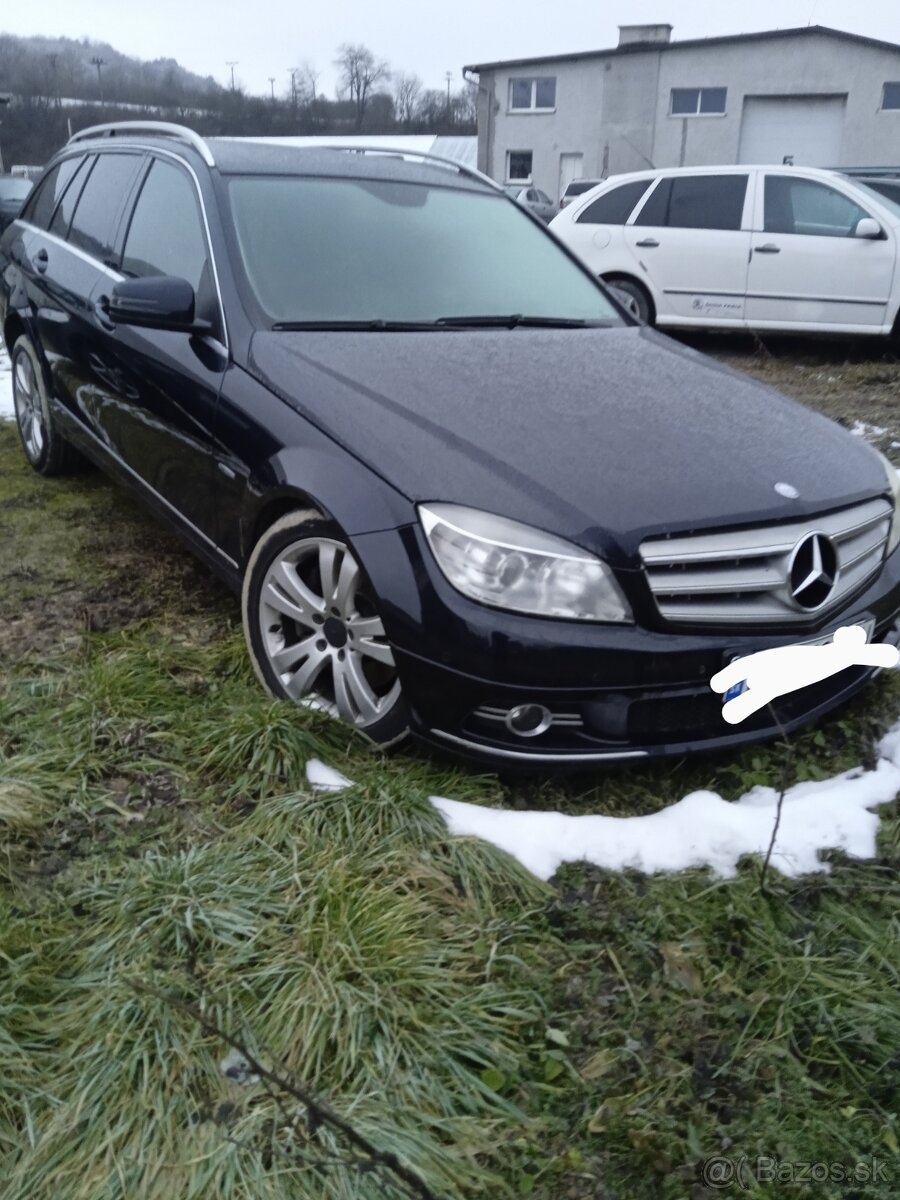 Mercedes Benz C320