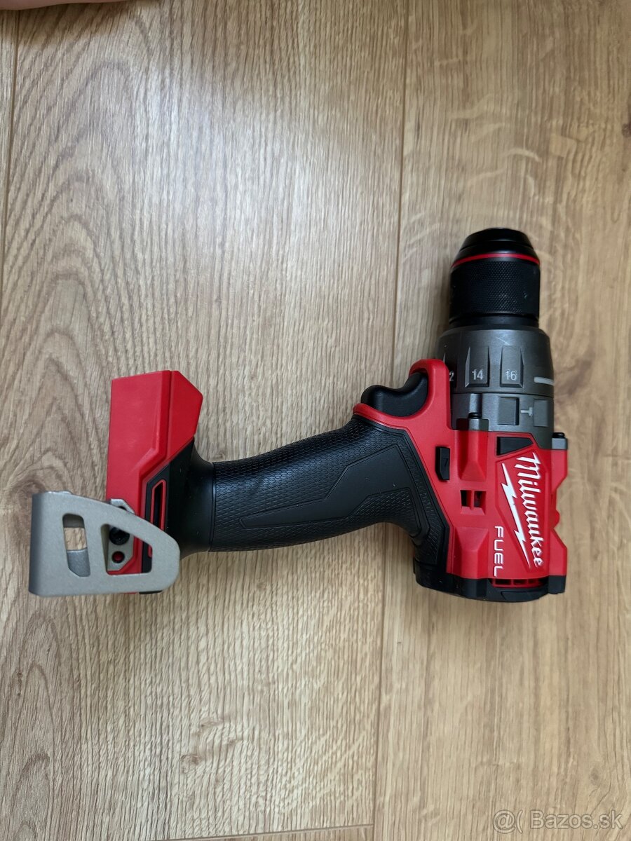 Predám vŕtačku Milwaukee M18 FPD3