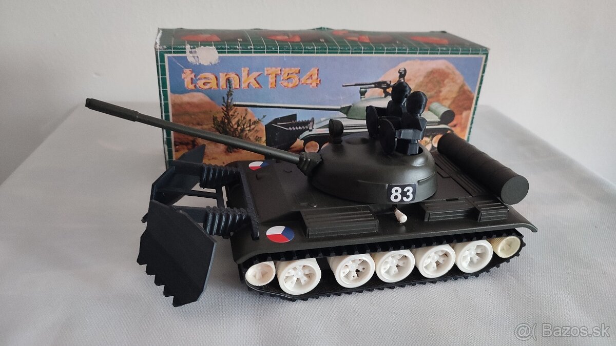 Stara hračka tank t 54 Ites