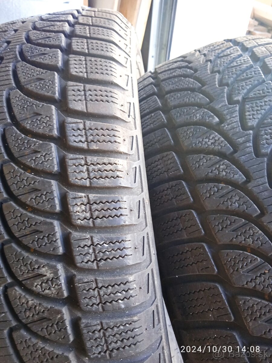 Zimné pneu BRIDGESTONE 235 / 65 R17