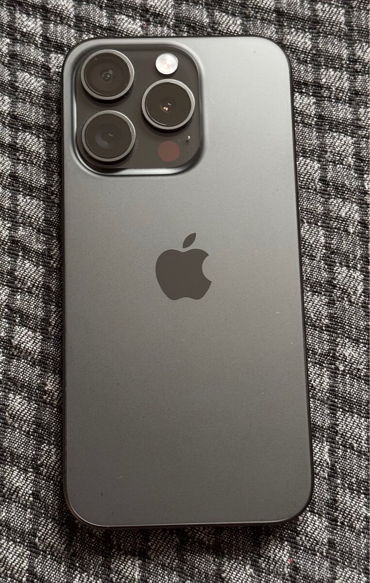 Apple iPhone 15 Pro