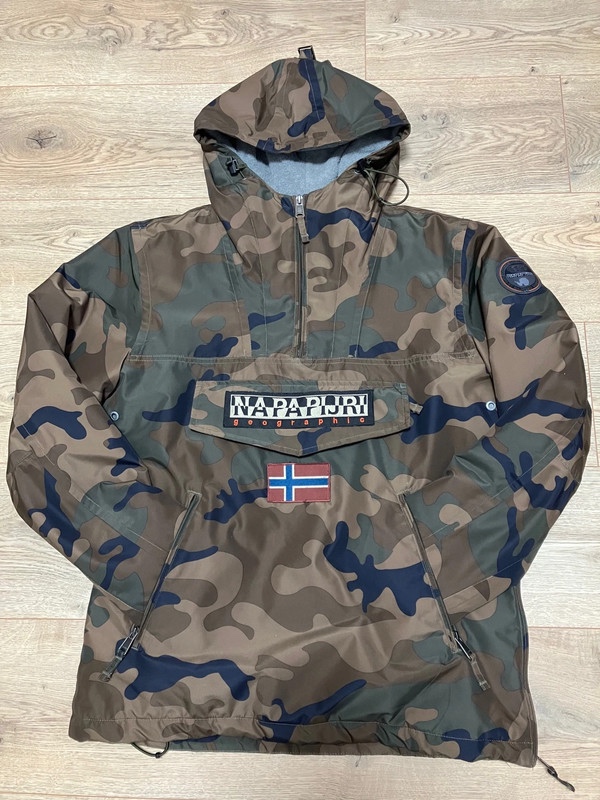 Napapijri rainforest camo