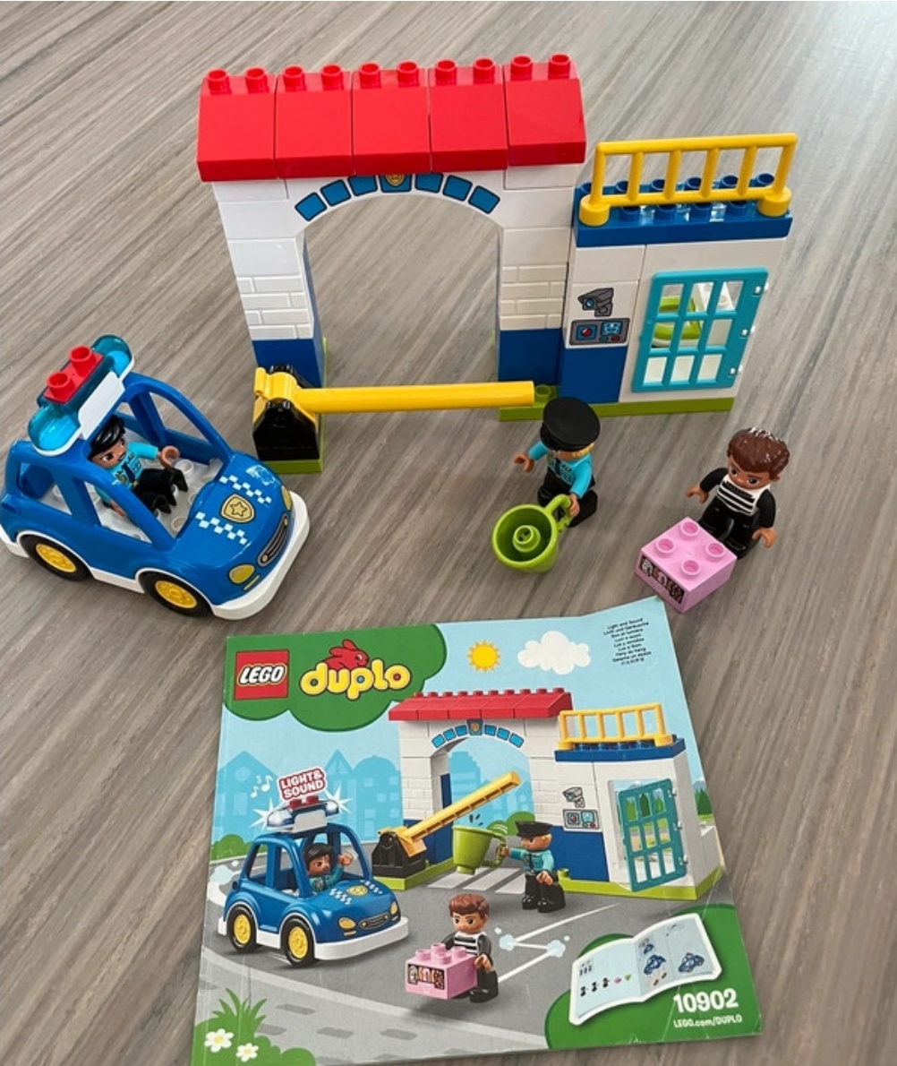 Lego duplo policajna stanica 10902