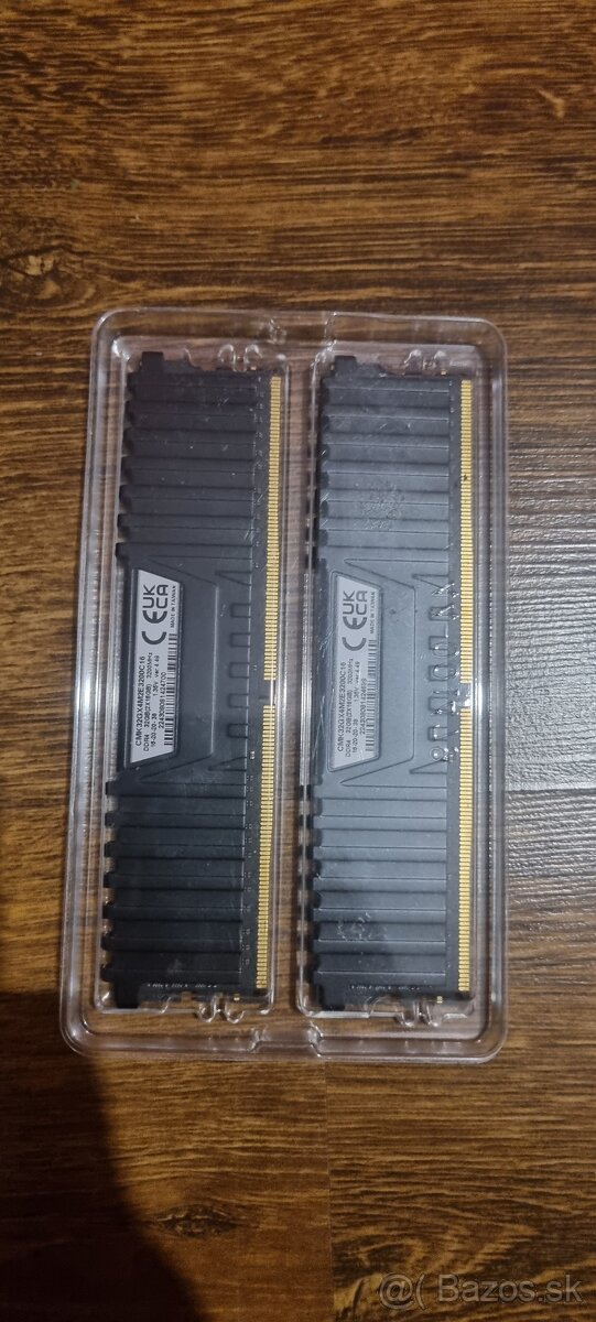 REZERVOVANÉ Corsair Venegance 32GB RAM