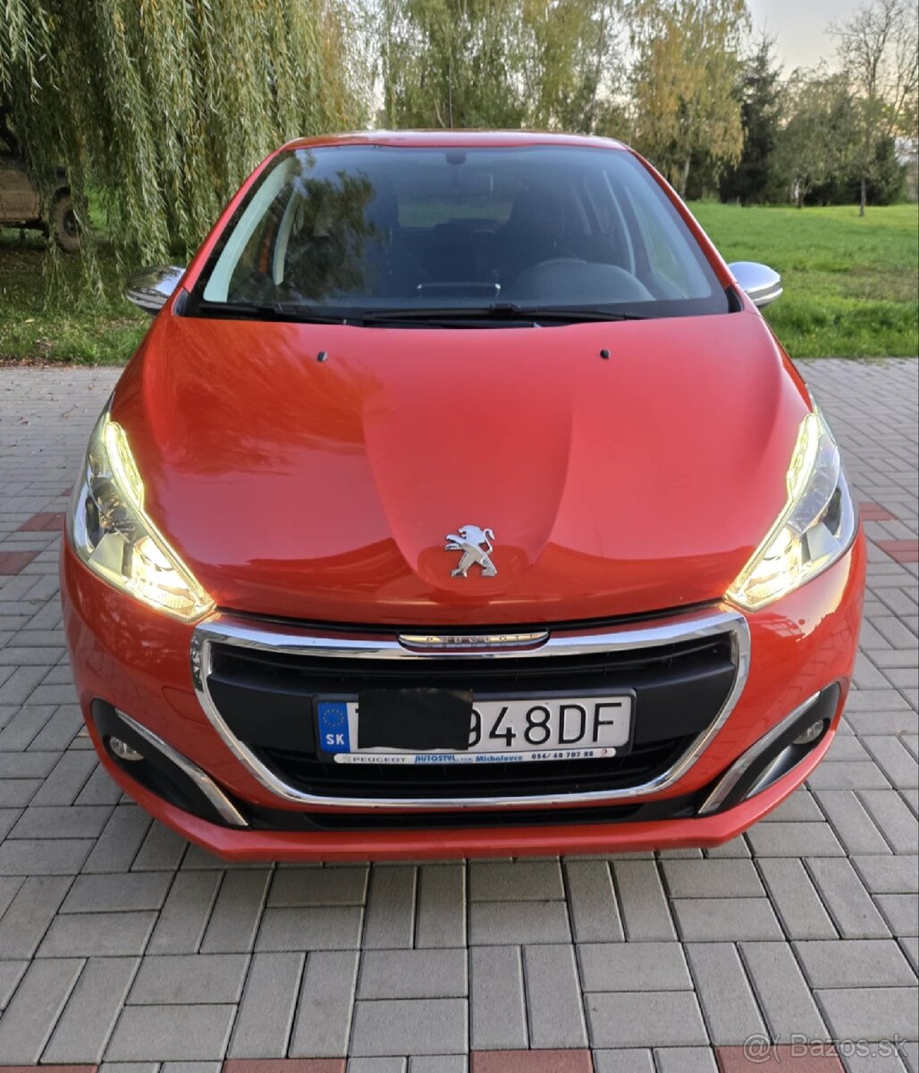 Peugeot 208 1.2 l najazdené 22000km