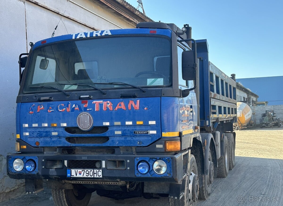 TATRA 815 8x8 vyklapač