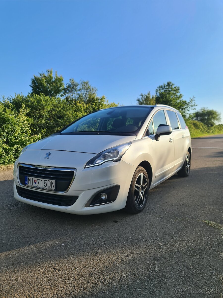 Peugeot 5008 1.6hdi 2015