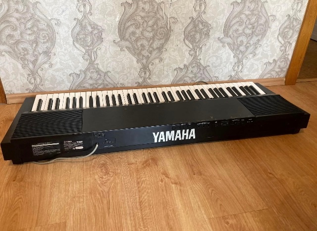 YAMAHA pf70