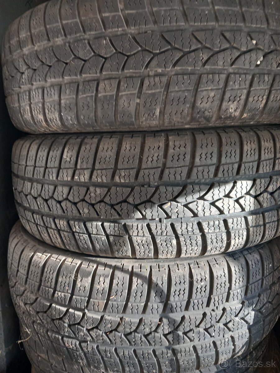 Predám zimné pneumatiky 185/60 r 14 na diskoch 5x100