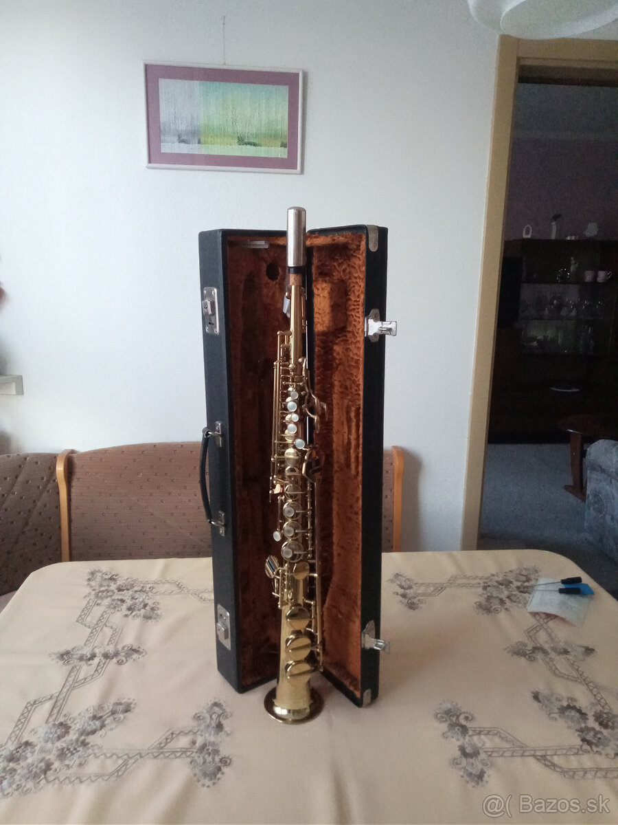 Saxofón Sopran B