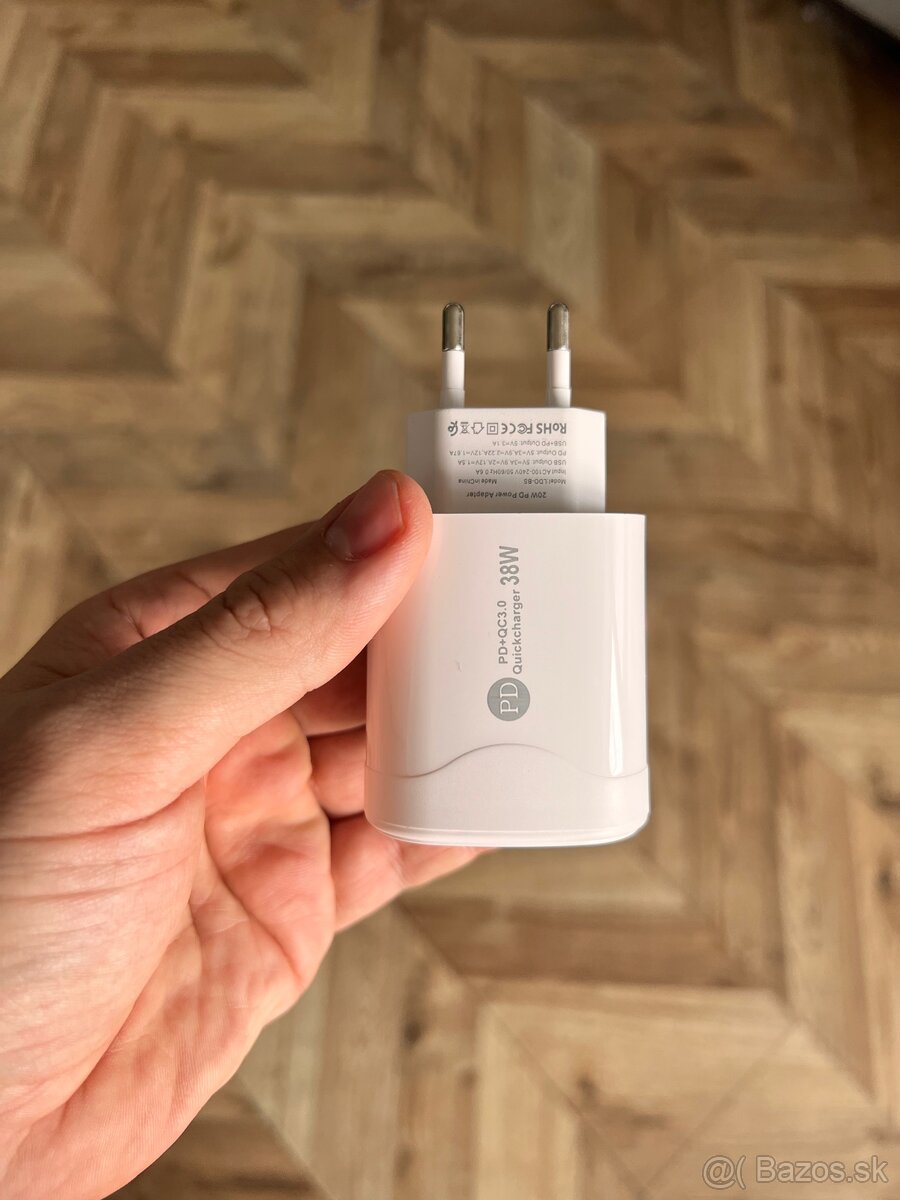 20W adaptér / nabíjačka na iPhone