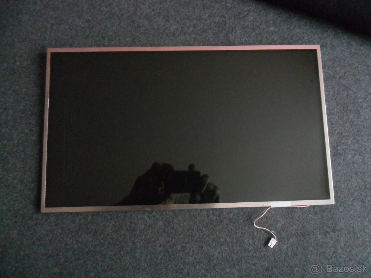 15,6" palcový display (displej) CCFL 30 pin