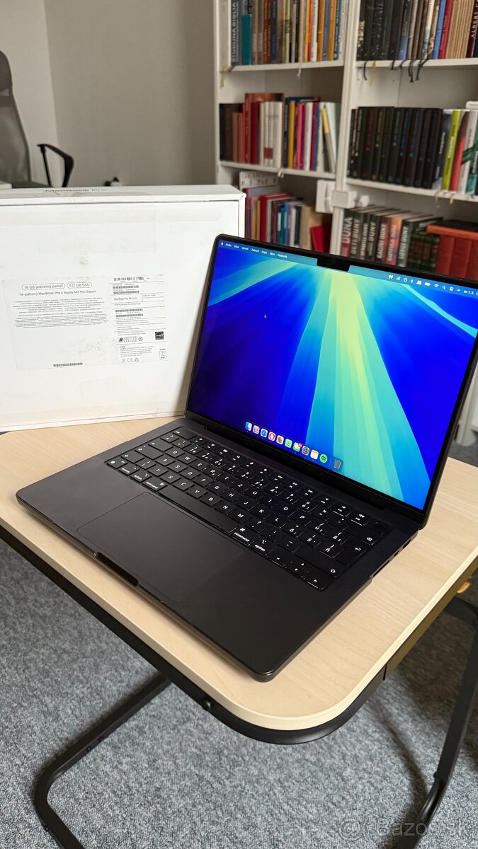 MacBook Pro 14" M3 PRO SK 2023 Vesmírne čierny