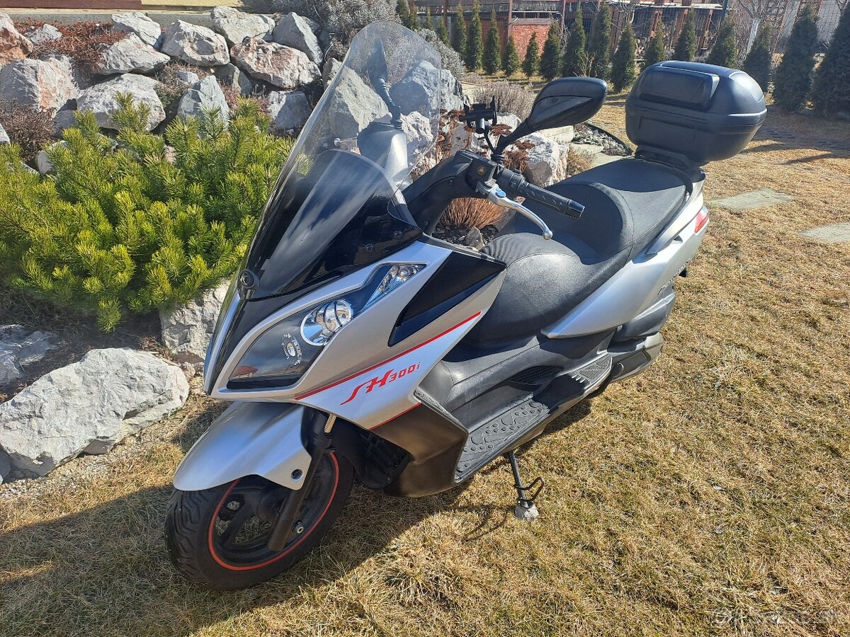 Kymco downtown 300i