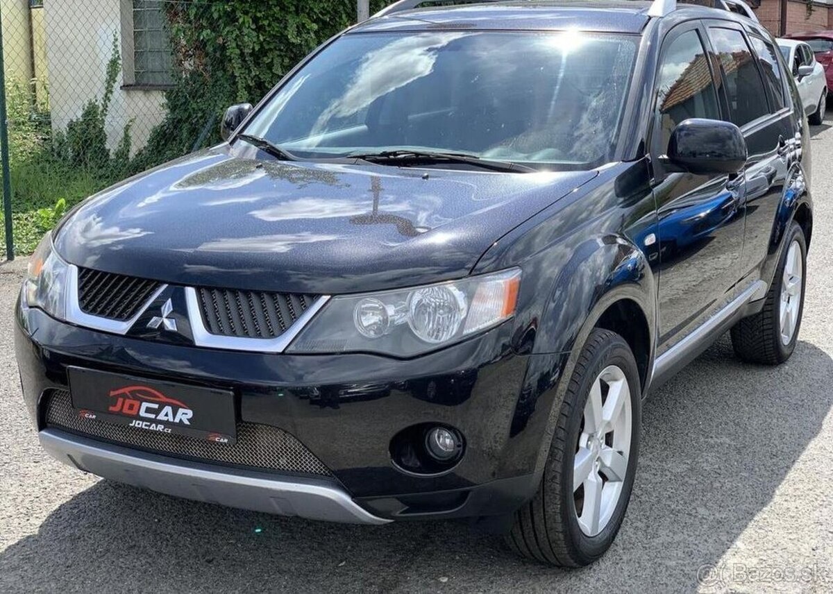 Mitsubishi Outlander 2.0 Di-D 4X4 7 MÍST KLIMA nafta manuál