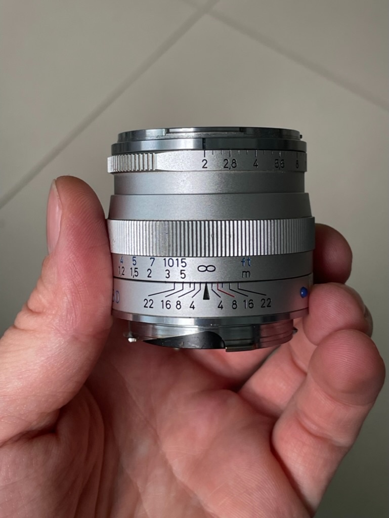ZEISS Planar T 50mm f/2 ZM pre Leica M