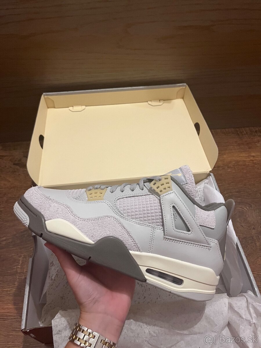 Jordan 4 photon dust 44