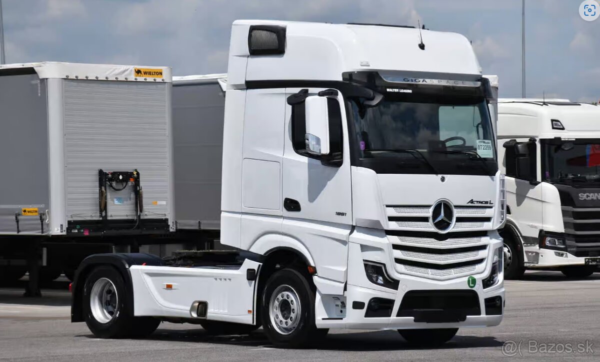 Nový ťahač Mercedes Benz Ťahač Actros 1851