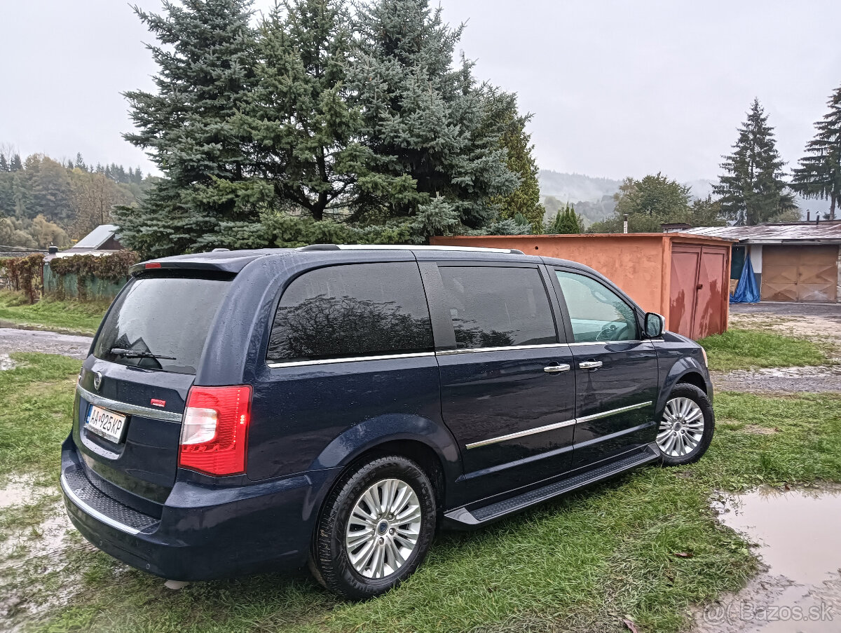 Chrysler Lancia Voyager Platinum 2.8crdi,r.v.2013