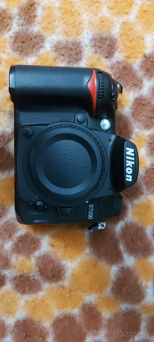 Nikon D7000