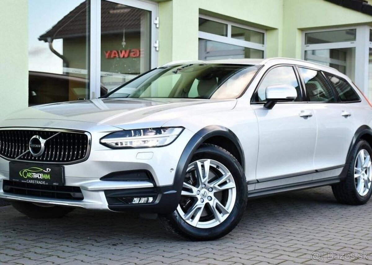 Volvo V90 2.0 D4 AWD CROSS COUNTRY ČR 140 kw