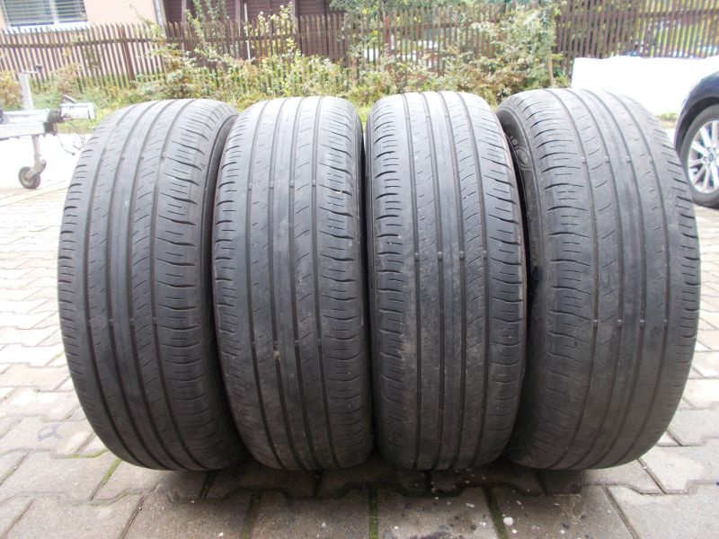 Pneumatiky Dunlop 215/60R17 letné 4ks