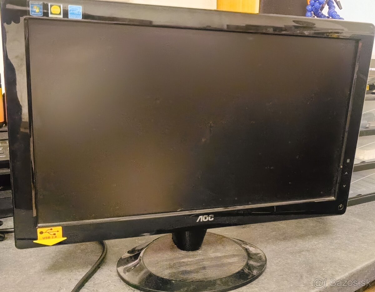 Monitory Asus ,  AOC , 19 a 18,5 palcove , HD