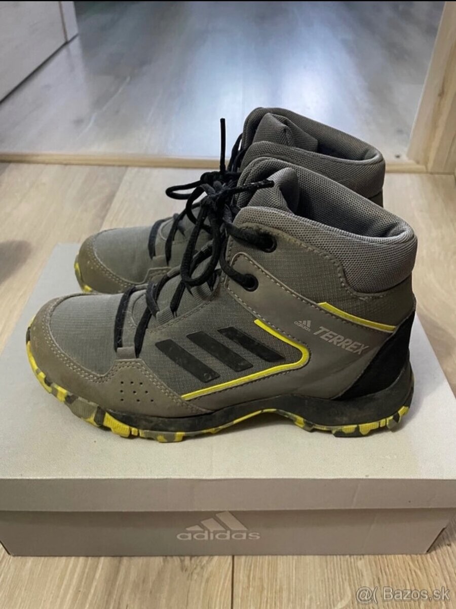 Adidas terrex 32