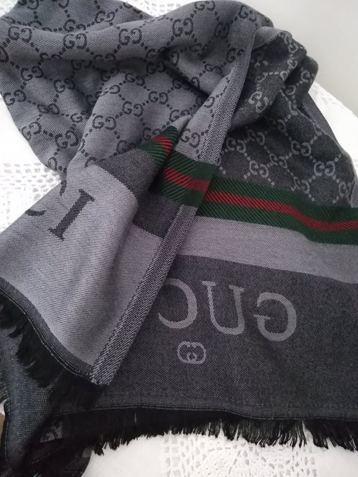 šal Gucci