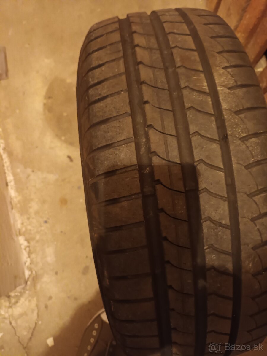 Pneu 205/55 R16 good year