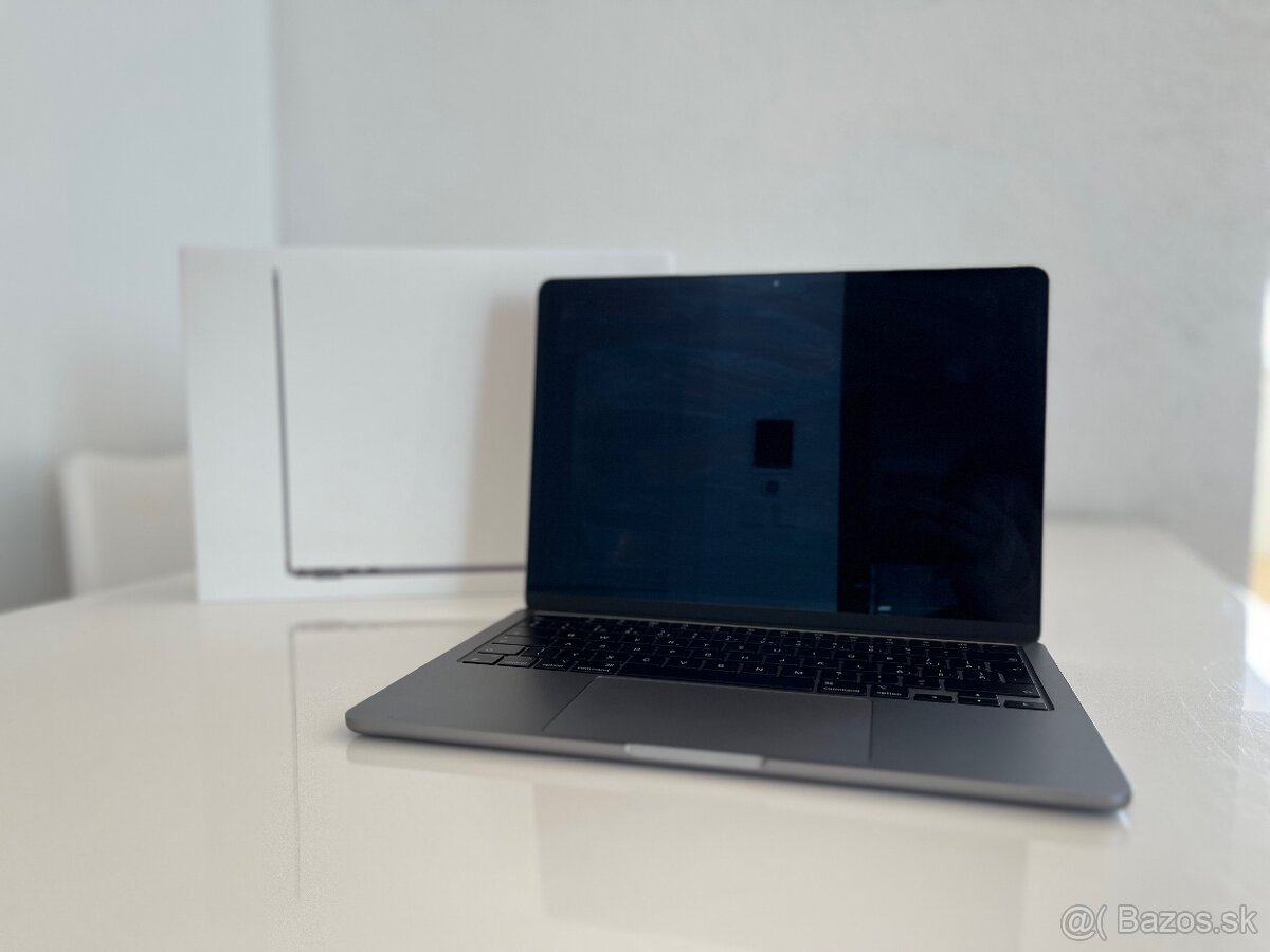 Macbook Air M2 13'' Space Grey