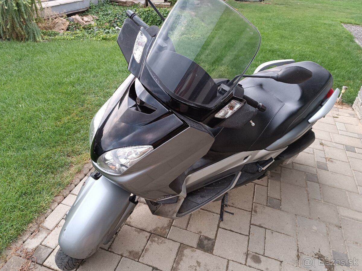 Predám skúter Yamaha xmax 250i